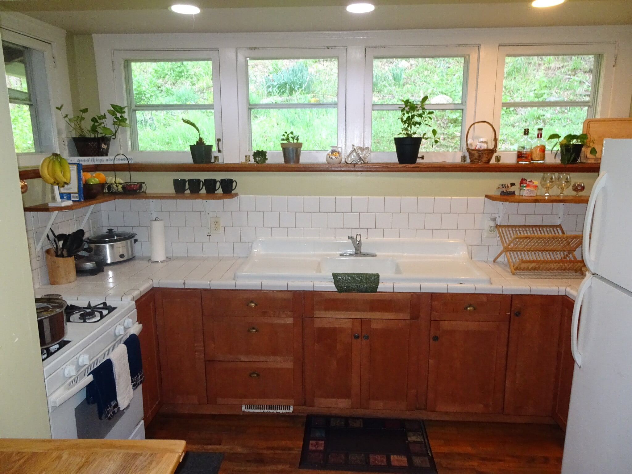 Building Photo - 718 Cliff St