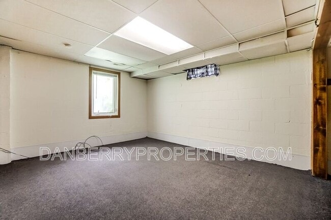 Building Photo - 818 Brookley Blvd