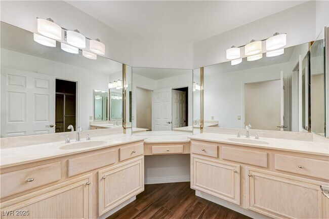 Building Photo - 2505 Palmridge Dr