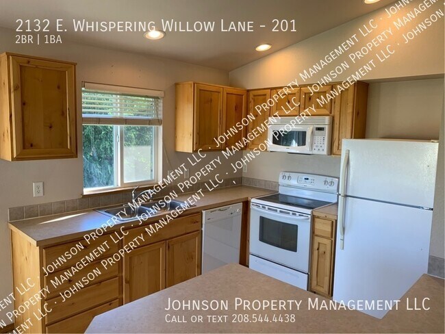 Building Photo - 2132 E Whispering Willow Ln