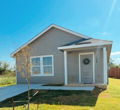 Building Photo - 108 Rawhide Rdg