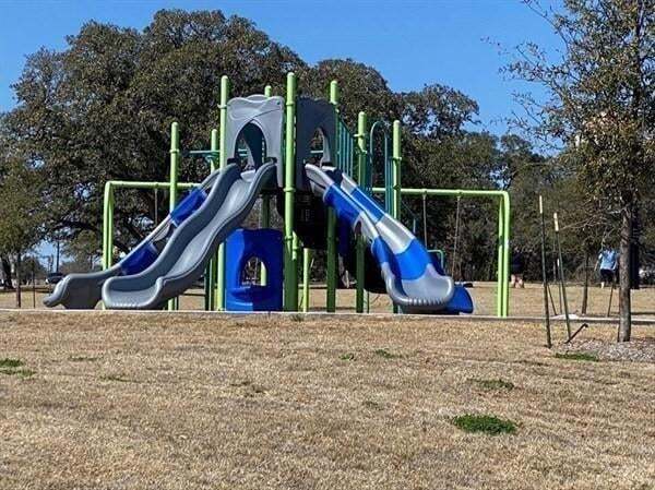 Building Photo - 144 Donn Brooks Dr