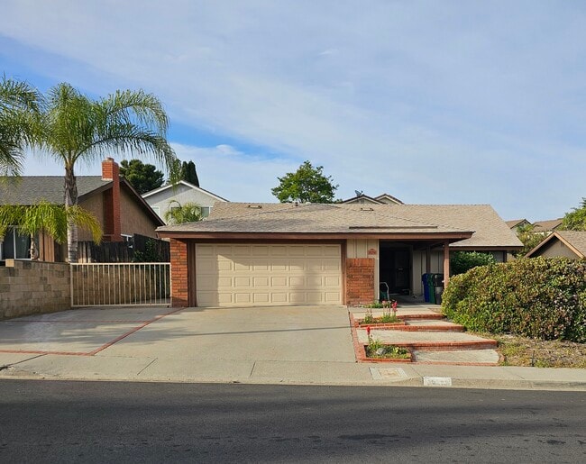 Primary Photo - 10256 Carioca Ct
