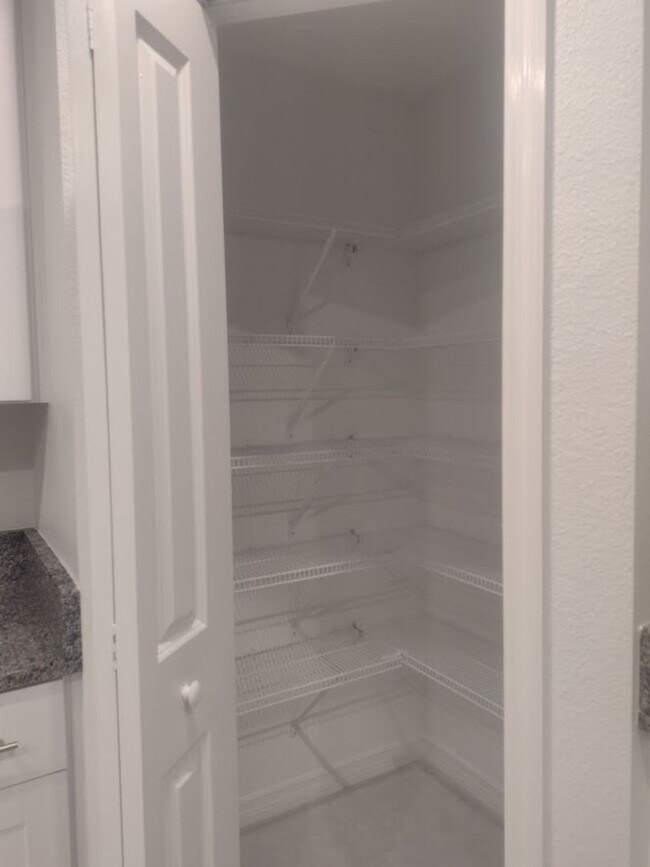 Building Photo - Bartow Rental Home!