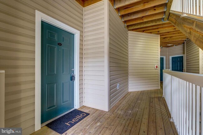 Building Photo - 42539 Mayflower Terrace