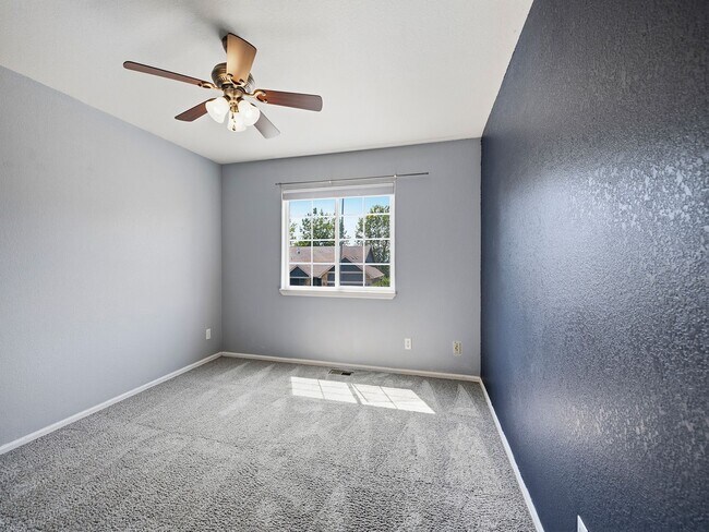 Building Photo - 2039 Sandhill Crane Cir