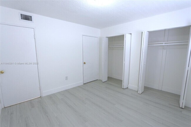 Building Photo - 14901 SW 80th St