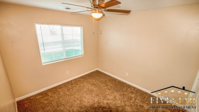 Building Photo - House for Rent in SouthWest Bakersfield