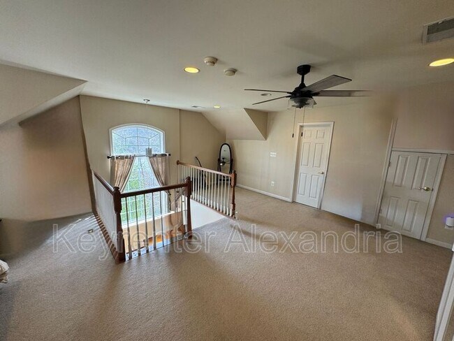 Building Photo - 6987 Forepond Ct