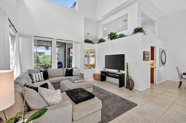 Building Photo - 6657 NW 25th Way
