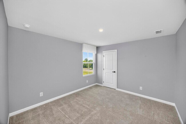 Building Photo - 3004 Red Fox Rdg