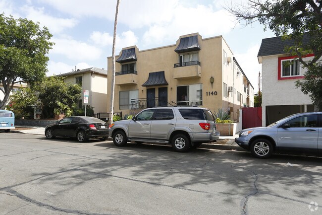Primary Photo - 1140 N Ogden