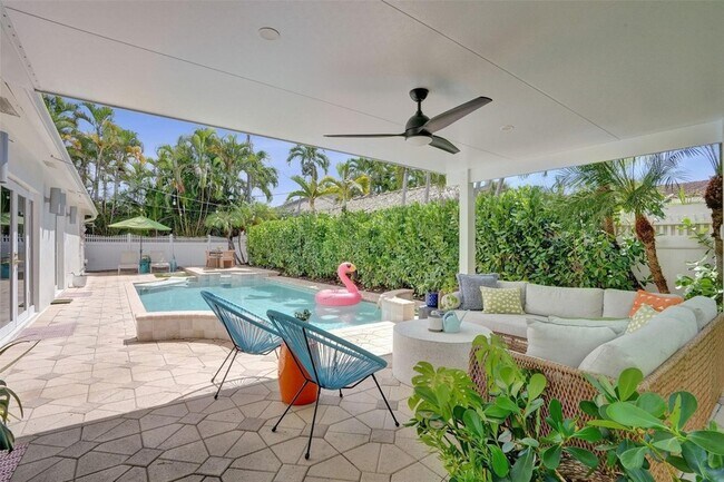 Building Photo - 3206 Robbins Rd