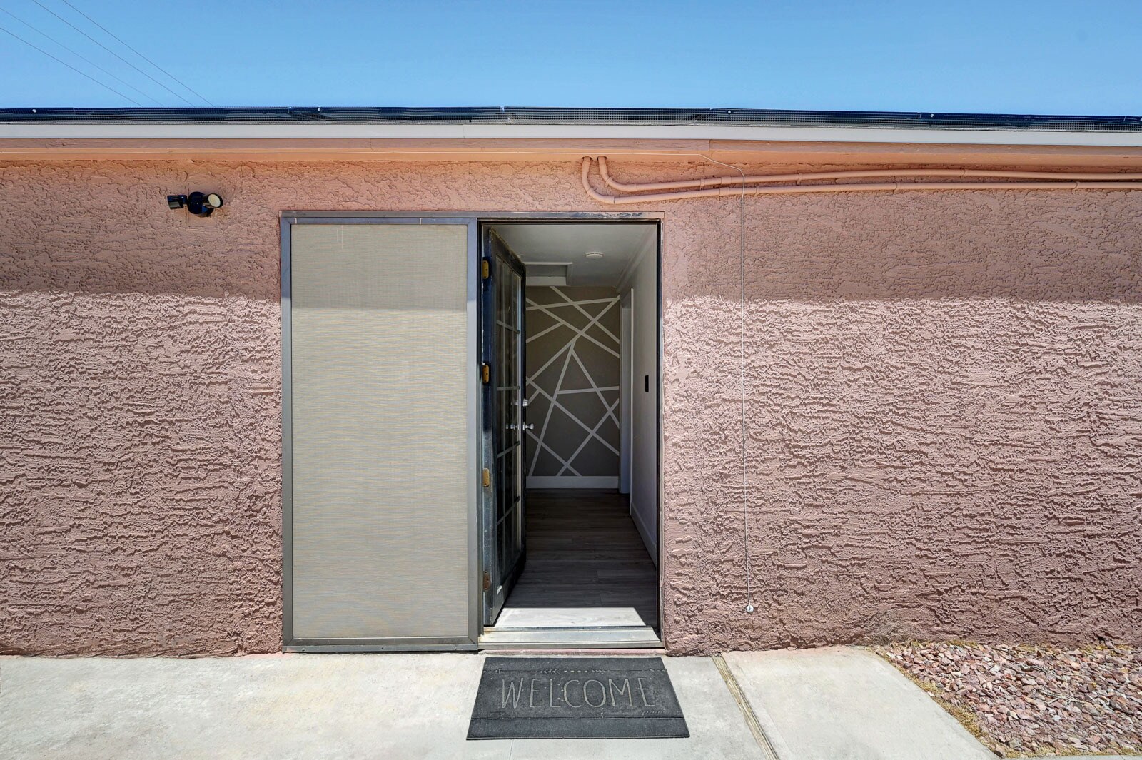 Building Photo - 1122 S 10th St