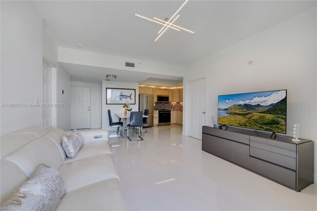 Building Photo - 3500 Coral Wy