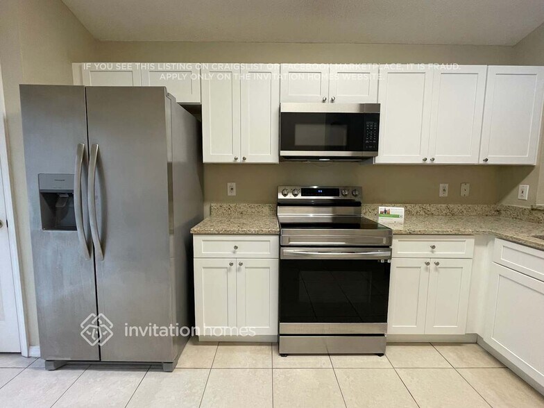 Building Photo - 611 Cape Cod Cir