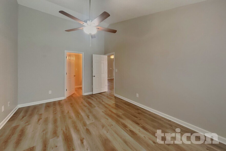 Building Photo - 305 Aqua Marine Ln