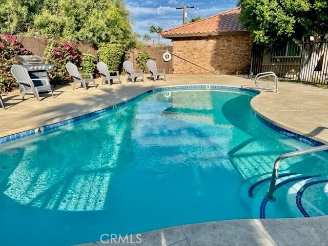 Building Photo - 79400 Ave 42