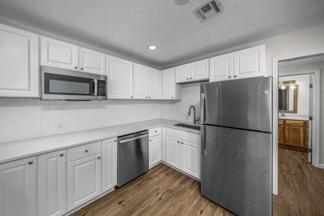 Building Photo - Remodeled Kitchen