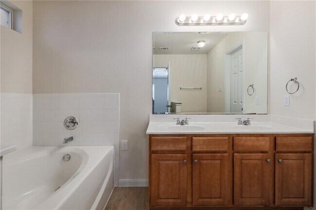 Building Photo - 2518 Preserve Trail