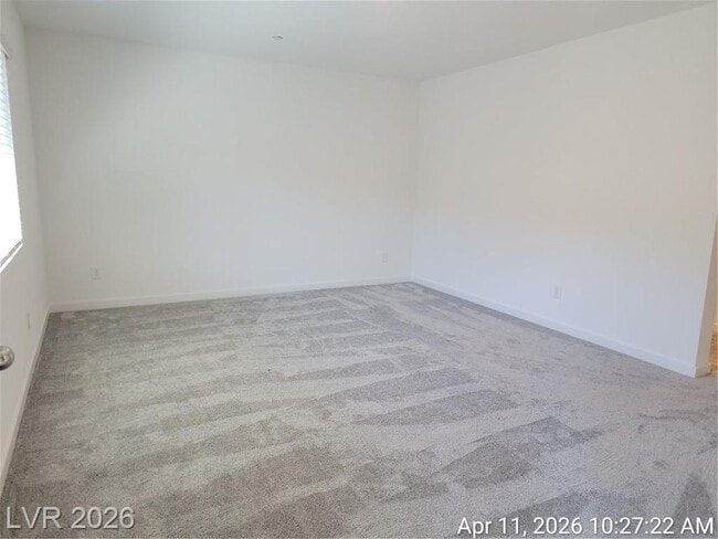 Building Photo - Spacious Henderson Townhome with Balconies and Resort Amenities