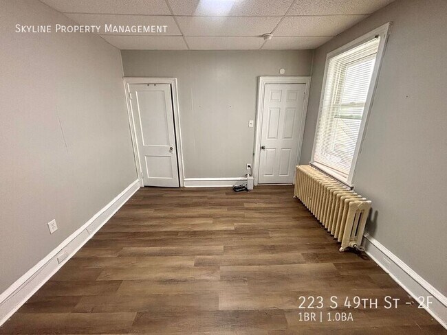Building Photo - 223 S 49th St