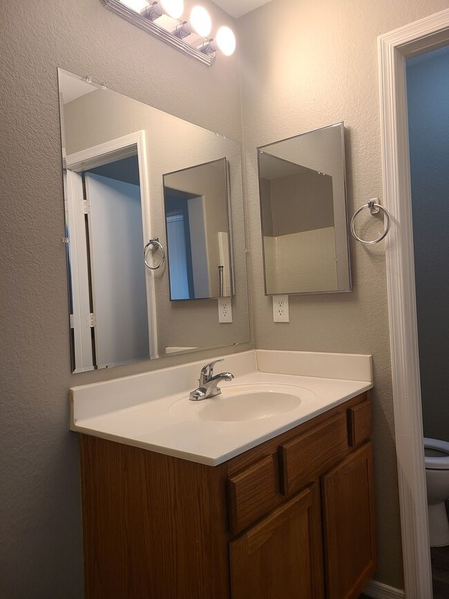 Building Photo - 19408 N Smith Dr