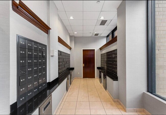 Building Photo - 7002 JFK Blvd E