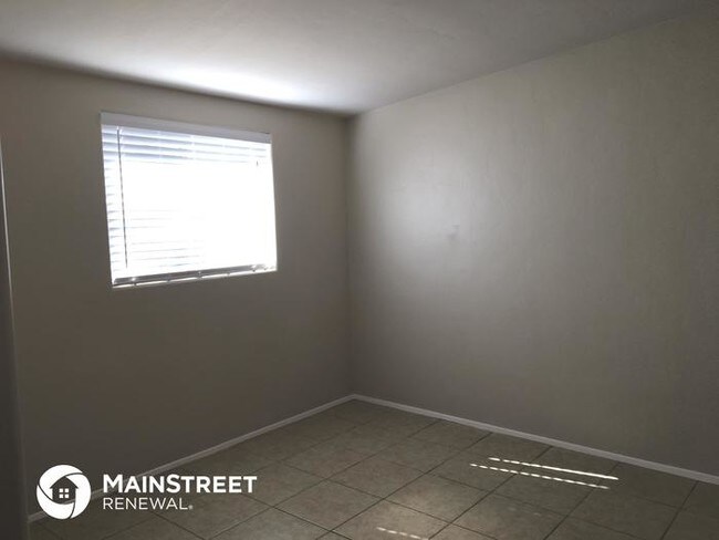 Building Photo - Welcome Home!