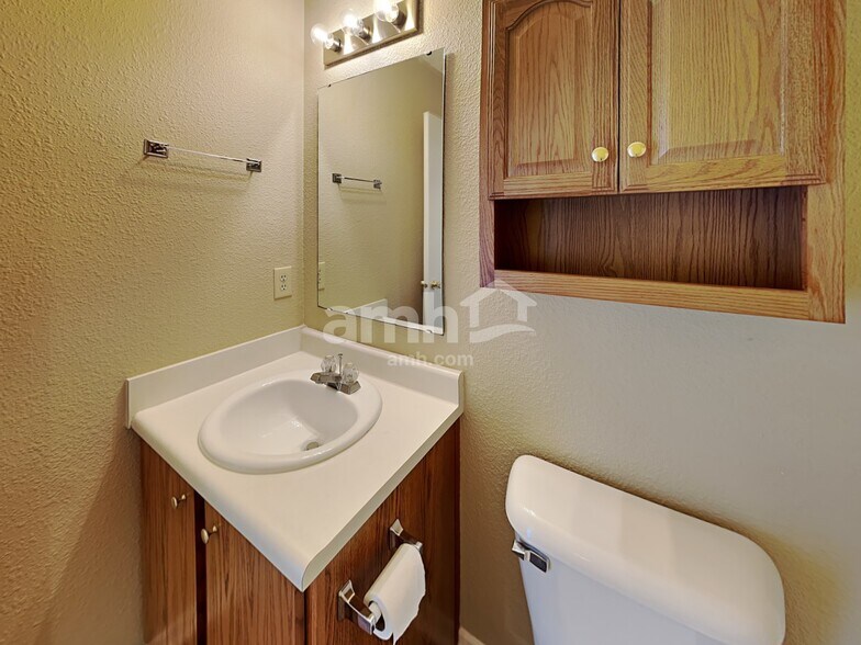 Building Photo - 12627 Justice Xing