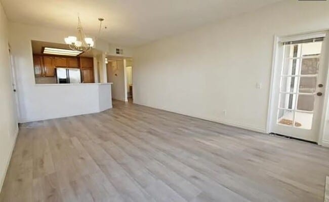 Building Photo - 5865 Friars Rd