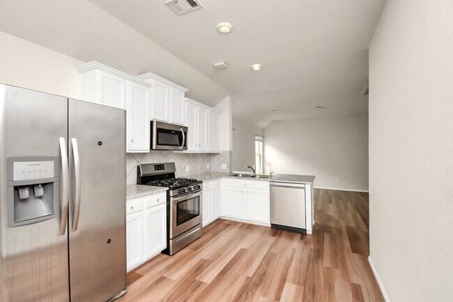 Building Photo - 25634 Royal Catchfly Rd