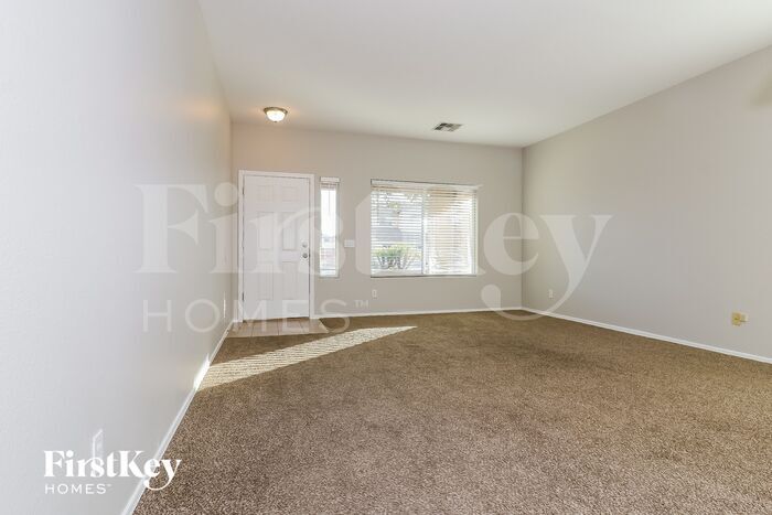 Building Photo - 110 N 118th Ave