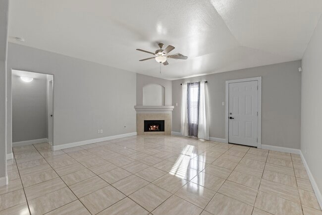 Building Photo - 14138 Concord Meadow Ln