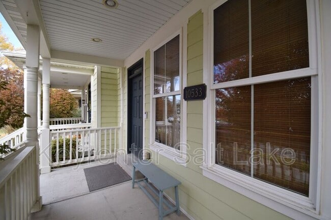 Building Photo - 10533 S Oquirrh Lk Rd