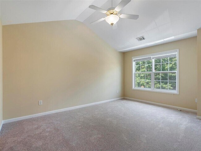 Building Photo - 1929 Hoods Fort Cir NW