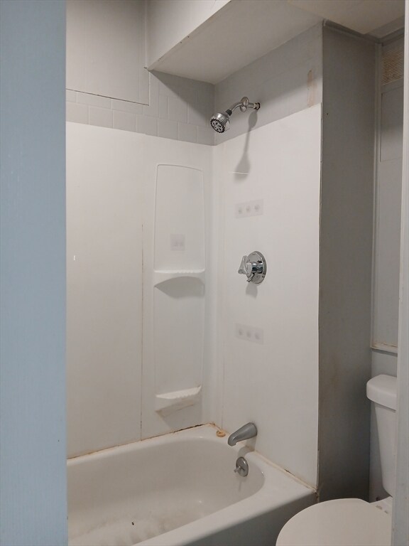 Building Photo - 137 5th St