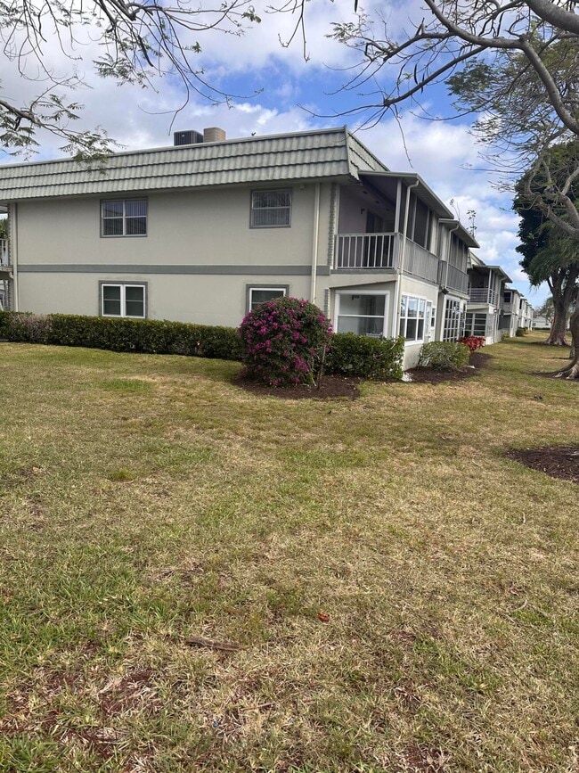 Building Photo - 363 Monaco Blvd
