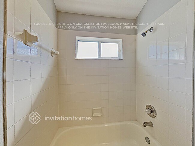 Building Photo - 1831 Greystone Heights Dr