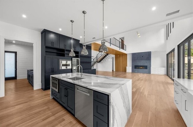 Building Photo - 2386 Trinity Church Rd