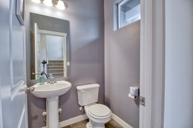 Building Photo - 412 S Willow Leaf Rd