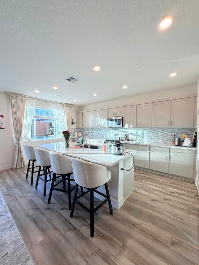 Building Photo - 5332 Trimonti Cir