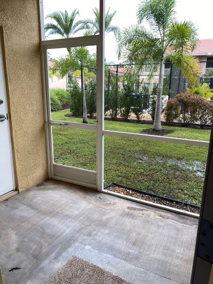 Building Photo - Coming soon  Ground Floor  2/2 Condo off Six Mile Cypress