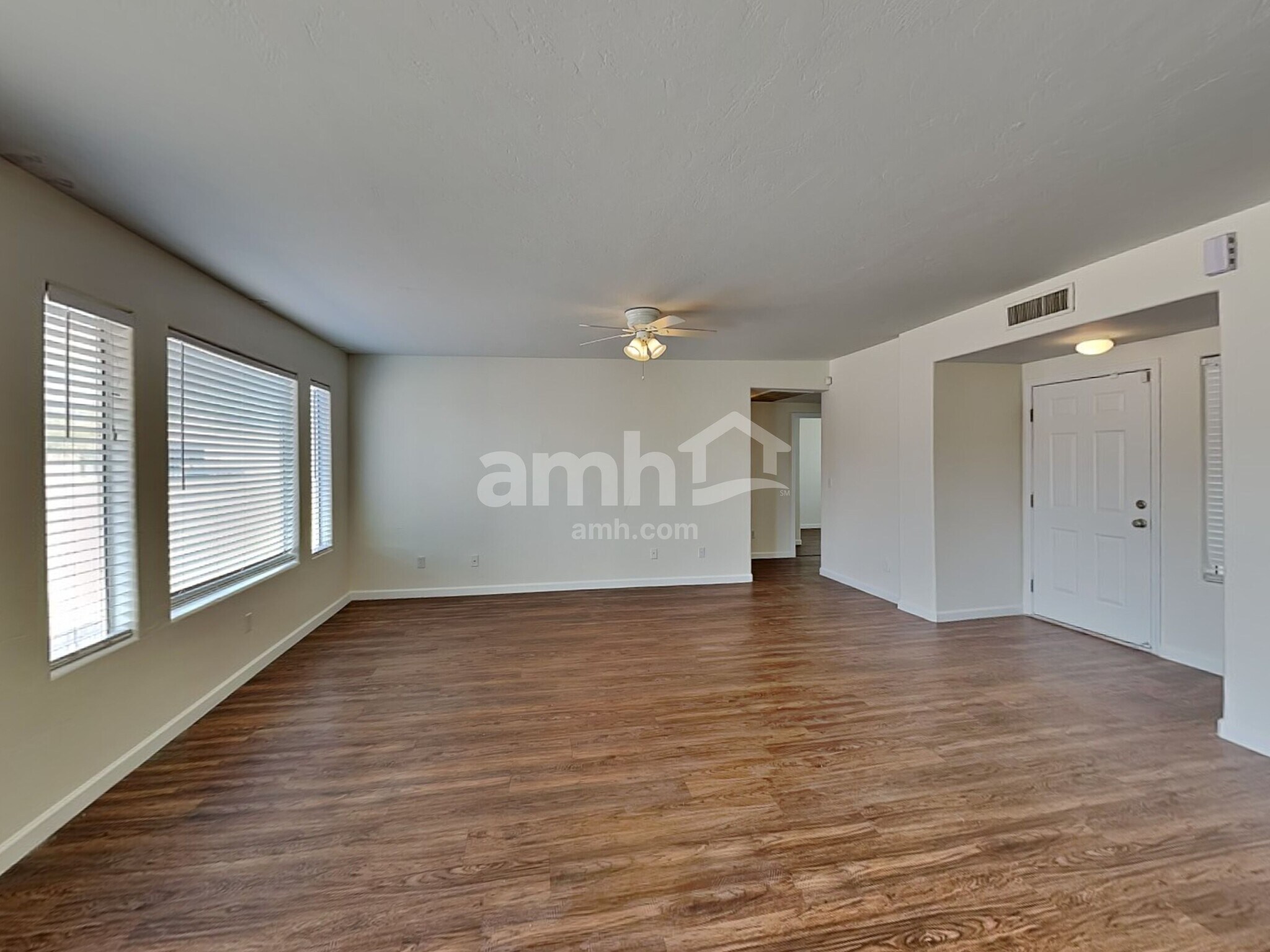 Building Photo - 6034 S Lostan Ave