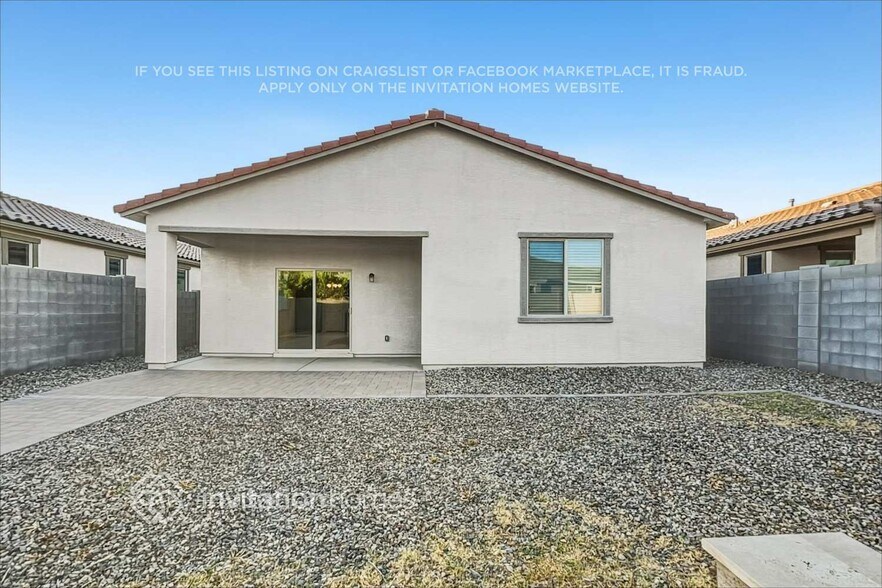 Building Photo - 39997 W Jenna Ln