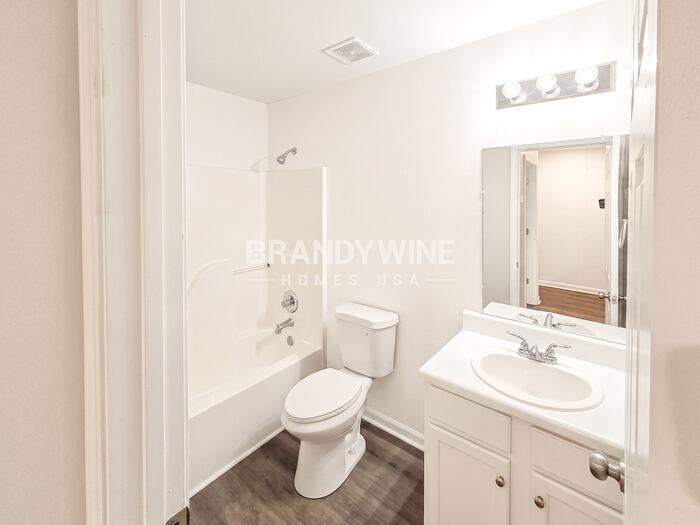 Building Photo - 2074 Boatswain Dr