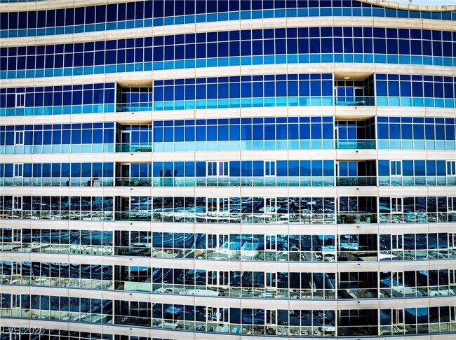 Building Photo - 4525 Dean Martin Dr