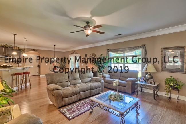 Building Photo - Hawthorne Ridge Subdivision