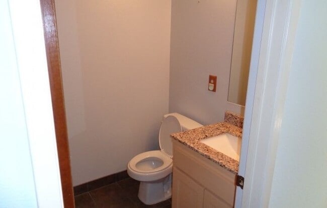 Building Photo - 1157 Clevenger Dr