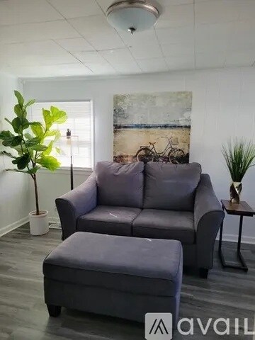 Building Photo - 295 Thirteenth St